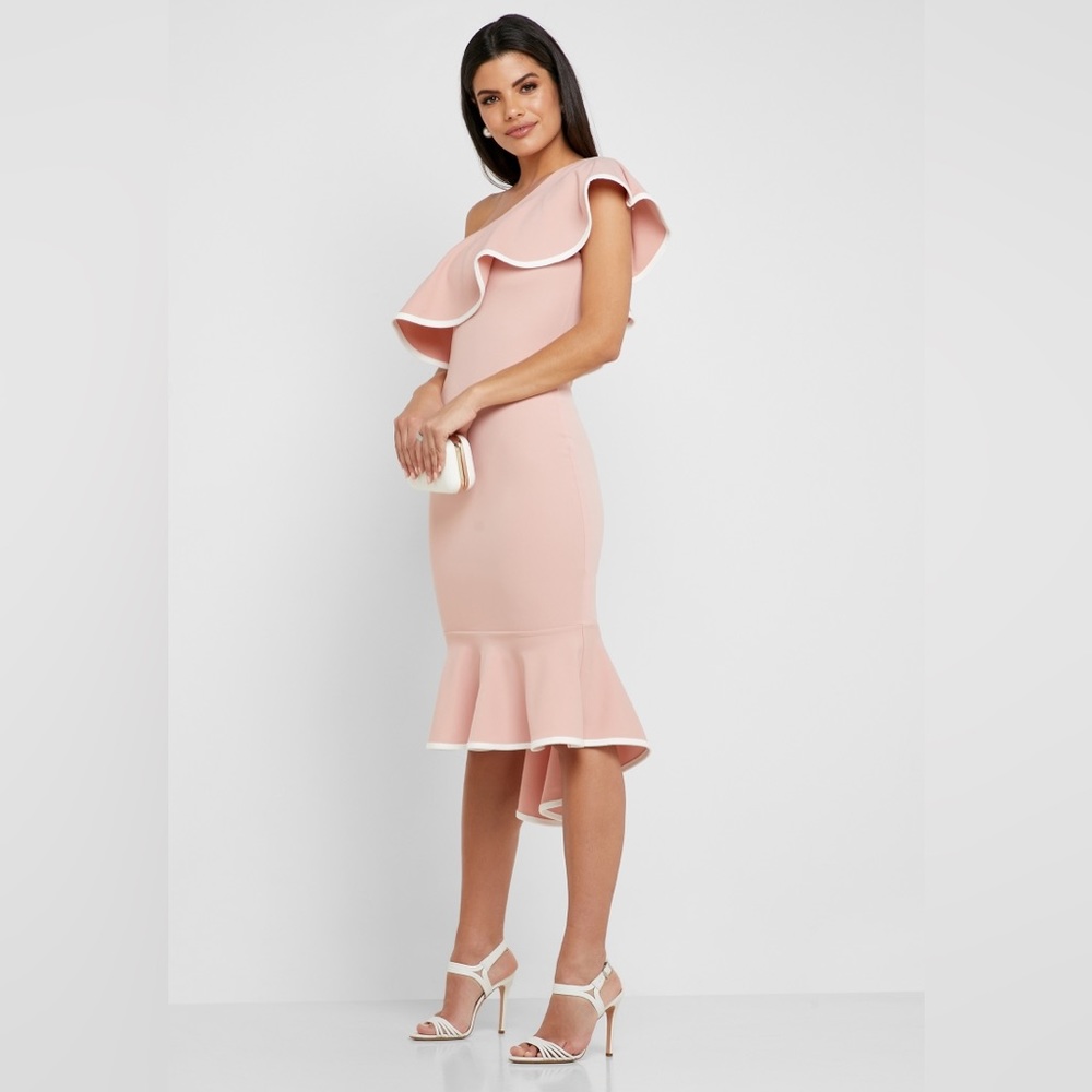 Quiz | Scuba Crepe Asymmetrical One Shoulder Dress